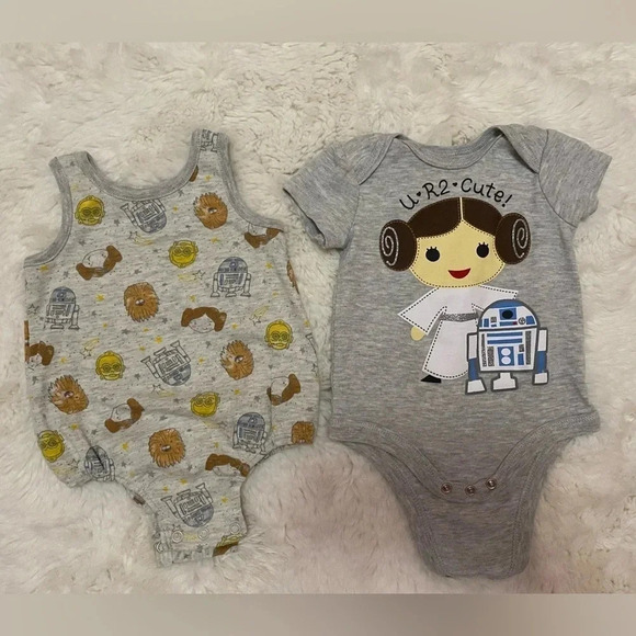 Star Wars Other - Star Wars Baby unisex Onesies size 3-6 months